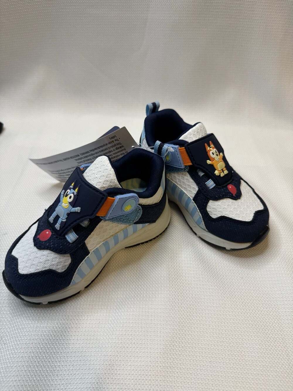 Ground Up Toddler Boys Bluey Athletic Light Up Sneakers Size 6